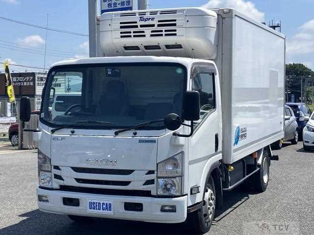 2017 Isuzu Elf Van
