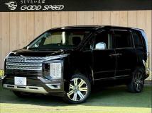 2019 Mitsubishi Delica D5