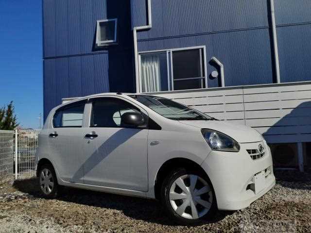 2013 Daihatsu Mira