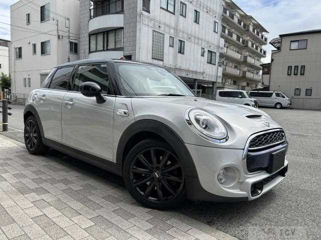 2017 BMW MINI