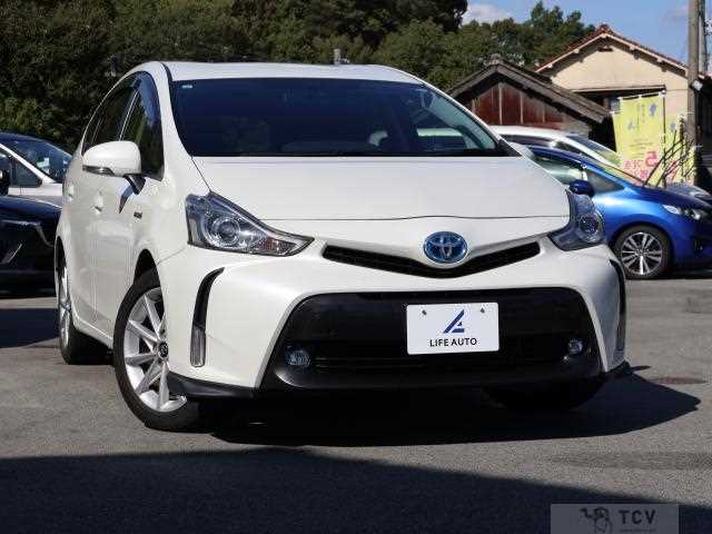 2015 Toyota PRIUS α