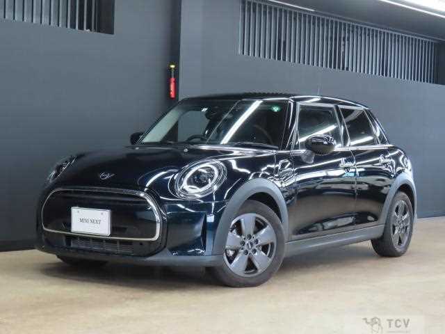 2022 BMW MINI