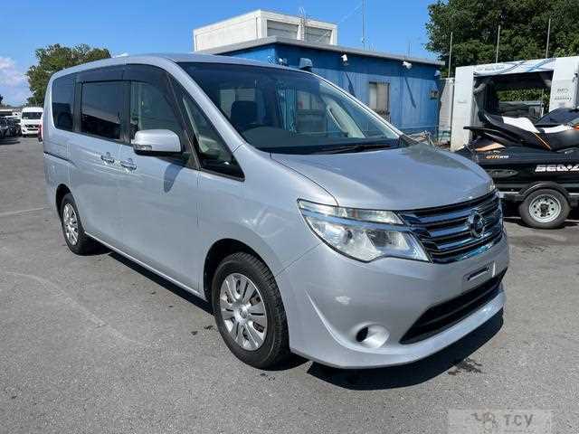 2015 Nissan Serena