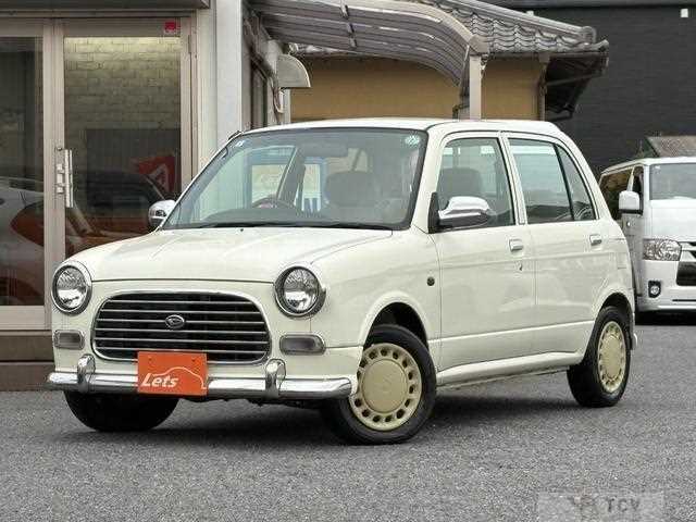 2001 Daihatsu Miragino