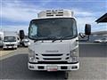 2020 Isuzu Elf Truck