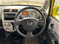 2006 Honda Life
