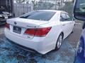 2013 Toyota Crown Hybrid