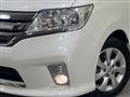 2012 Nissan Serena