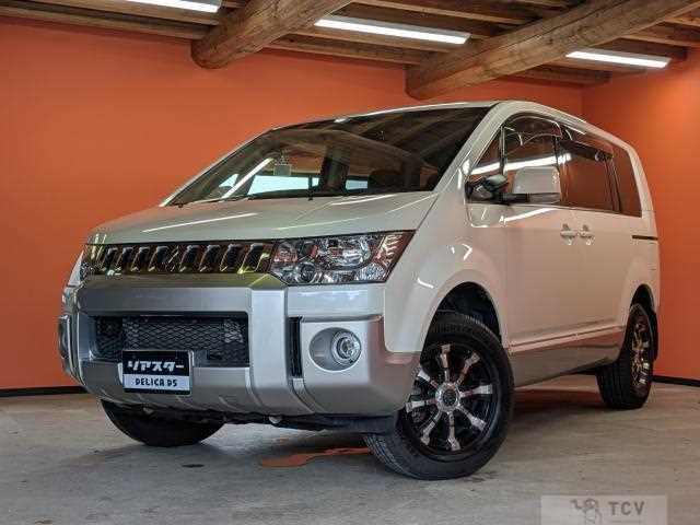 2019 Mitsubishi Delica D5