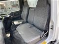 2001 Isuzu Elf Truck