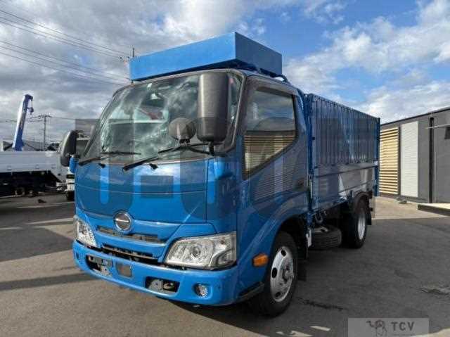 2023 Hino Dutro
