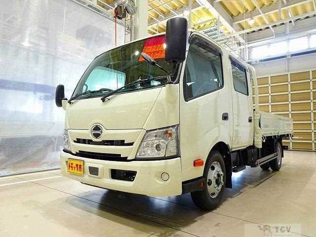 2025 Hino Dutro