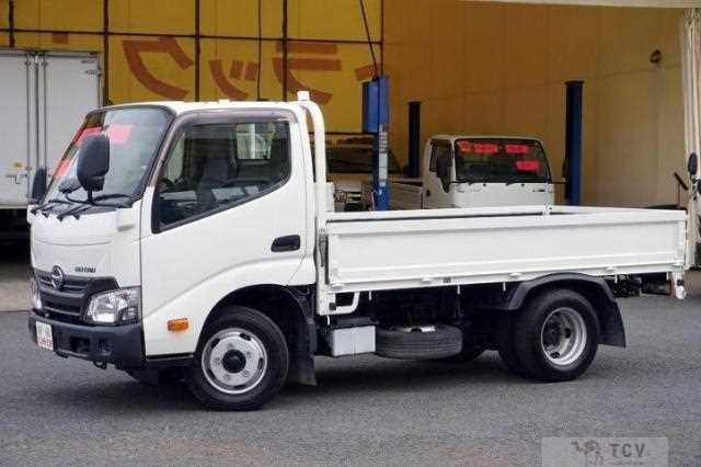 2017 Hino Dutro
