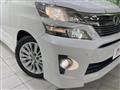 2012 Toyota Vellfire
