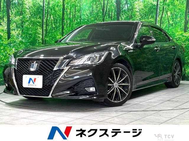2015 Toyota Crown Hybrid