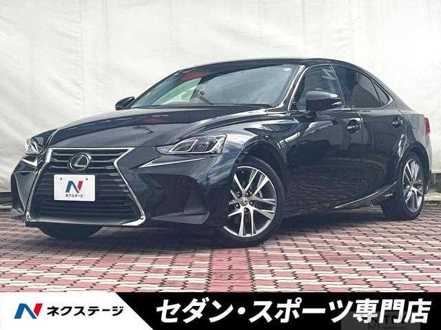 2017 Lexus IS