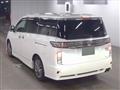 2018 Nissan Elgrand