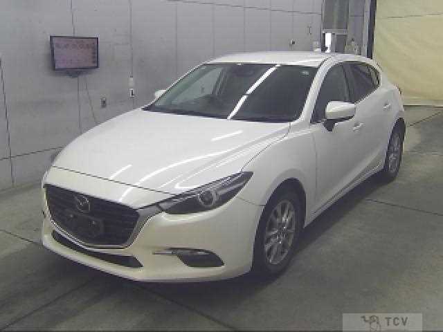2017 Mazda Axela