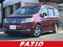 2013 Honda Step WGN