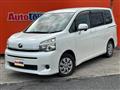 2011 Toyota Voxy