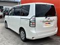 2011 Toyota Voxy