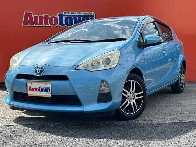 2013 Toyota AQUA