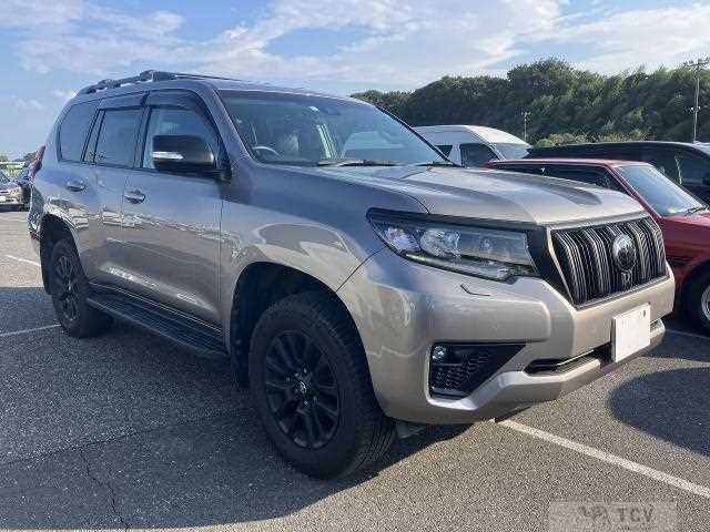 2023 Toyota Land Cruiser Prado