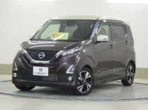 2019 Nissan Nissan Others