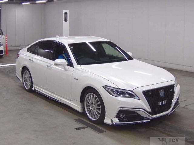 2019 Toyota Crown Hybrid