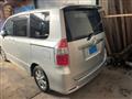 2007 Toyota Noah