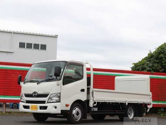 2017 Hino Dutro