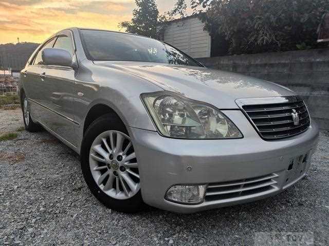 2004 Toyota Crown