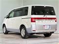 2013 Mitsubishi Delica D5