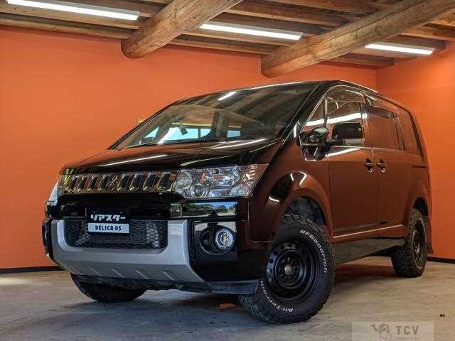 2014 Mitsubishi Delica D5