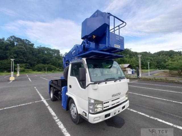 2011 Isuzu Elf Truck
