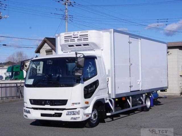 2025 Mitsubishi Fuso Fighter