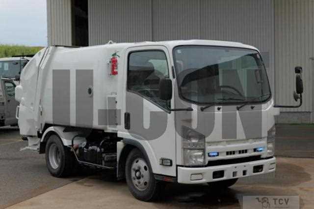 2013 Isuzu Elf Truck