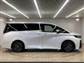 2023 Toyota Vellfire