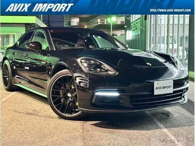 2017 Porsche Panamera