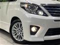 2013 Toyota Alphard G