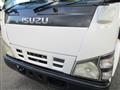 2005 Isuzu Elf Truck