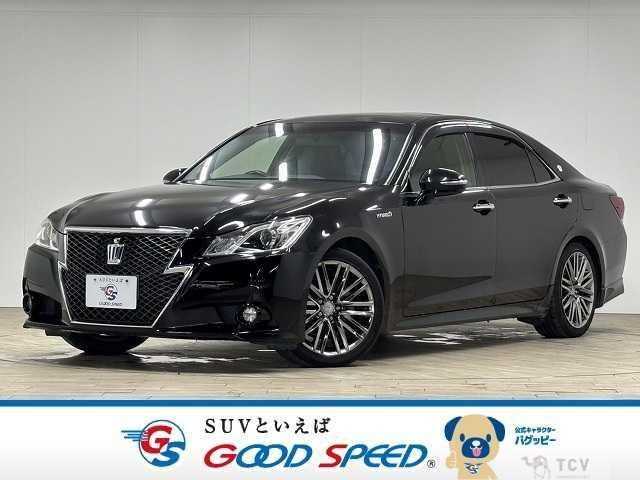 2014 Toyota Crown Hybrid