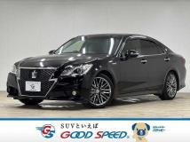 2014 Toyota Crown Hybrid