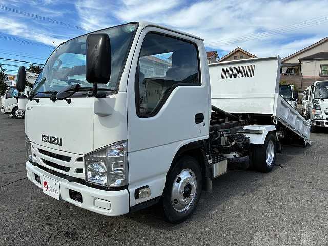 2017 Isuzu Elf Truck