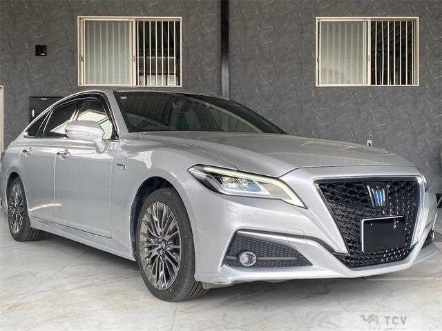 2020 Toyota Crown Hybrid