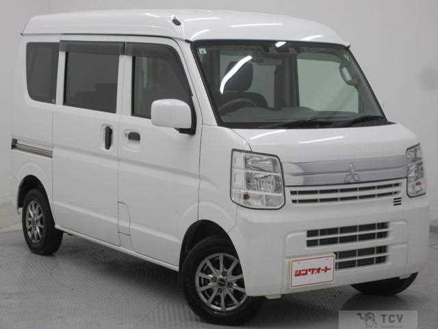 2022 Mitsubishi Minicab Van