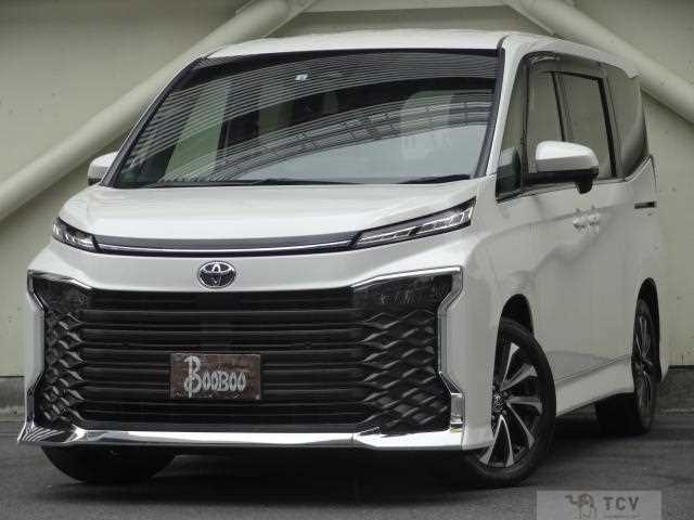 2022 Toyota Voxy
