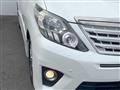 2013 Toyota Alphard G