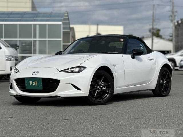 2025 Mazda Roadster