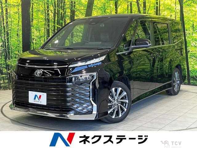 2022 Toyota Voxy